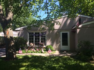 2900 Koepke Rd, Northbrook, IL 60062