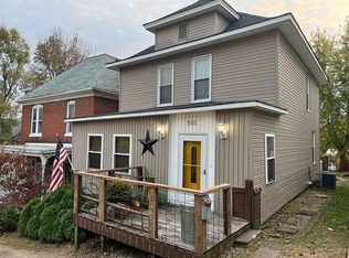 501 N 7th St, Hannibal, MO 63401