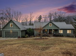 537 Spring Crest Rd, Cleveland, GA 30528