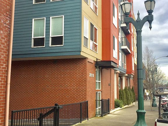 3rd image of 2818 Grand Ave Unit B512