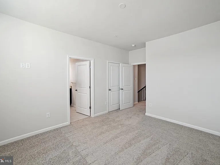 858 Amity St — Photo 24