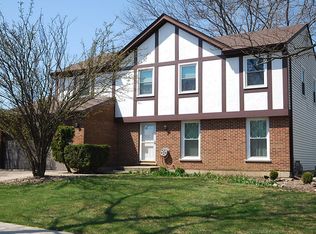 302 Ronnie Dr, Buffalo Grove, IL 60089