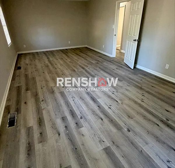 68 Royal Oaks Pl — Photo 29
