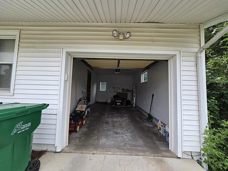 1 Car Attached Garage