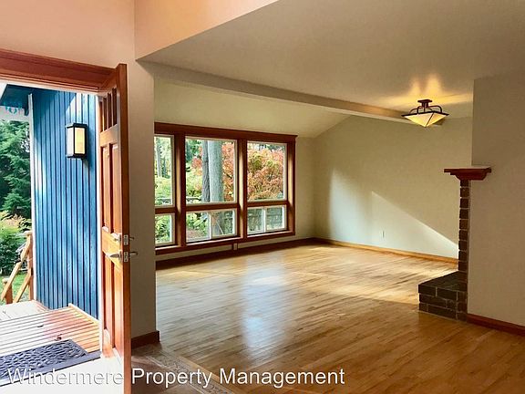 5th image of 9612 NE Timberlane Pl