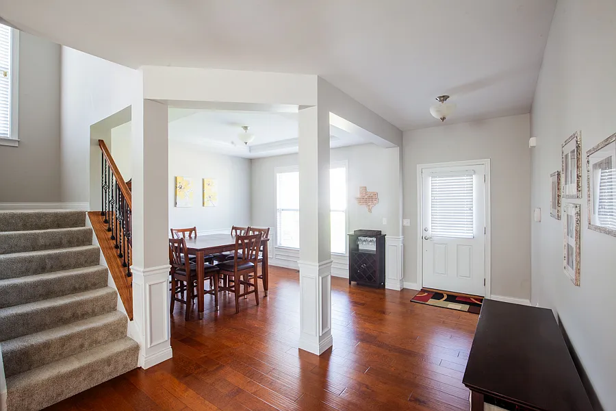 5 bed, 3362 sqft, $3,500 — Photo 4