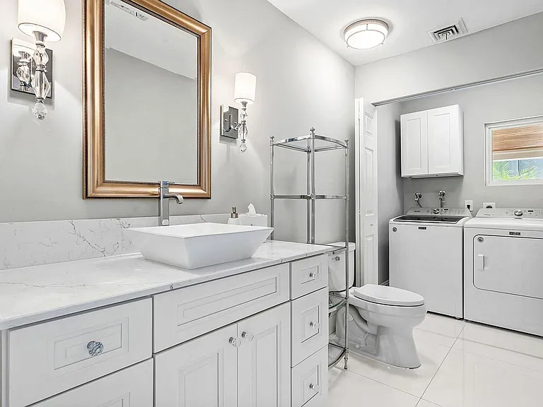 417 N Country Club Dr — Photo 19