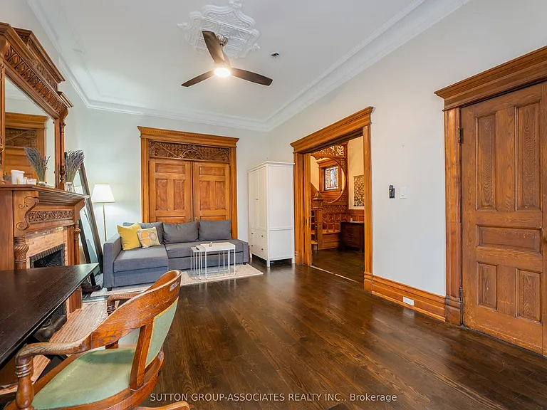 608 Spadina Ave #1 — Photo 5