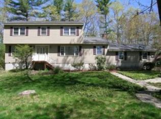 11 Simpson Rd, Windham, NH 03087