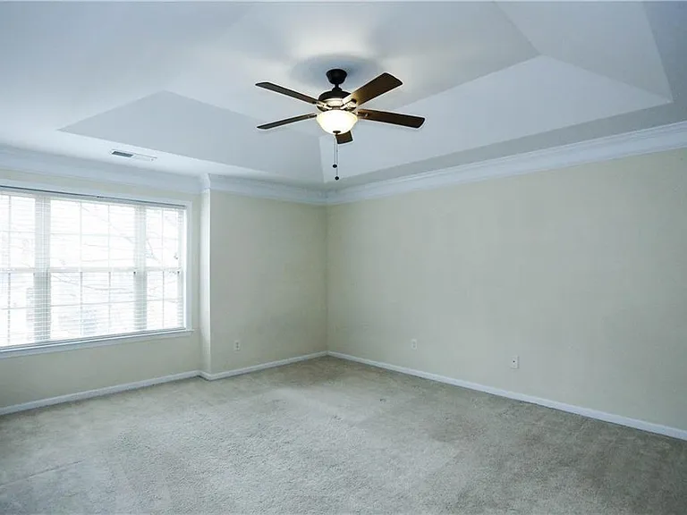 1187 Kendrew Pass — Photo 13