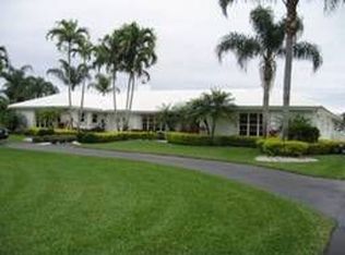 9440 Dundee Dr, Lake Worth, FL 33467