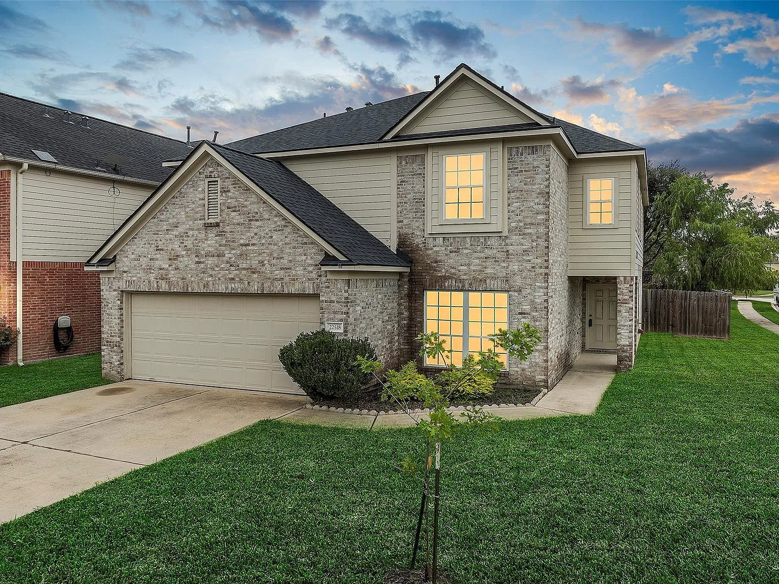 5 bed, 3.0 bath, 2675 sqft, $2,680 — Photo 1
