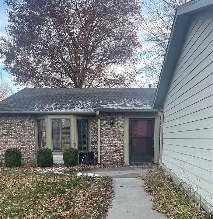 1st image of 1321 W Campbell Blvd