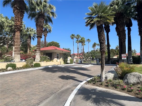 2801 E Los Felices Cir #D117, Palm Springs, CA 92262