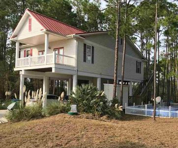 75 Harry Morrison Rd, Panacea, FL, 32346