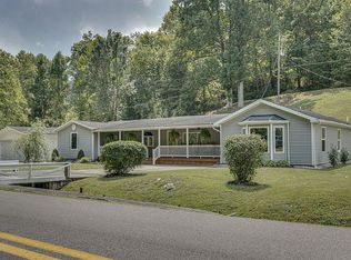 3792 Edmonds Branch Rd, Ona, WV
