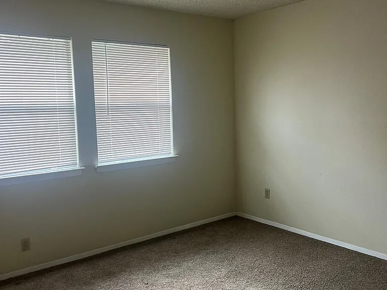 11429 Ptarmigan Dr #B — Photo 11
