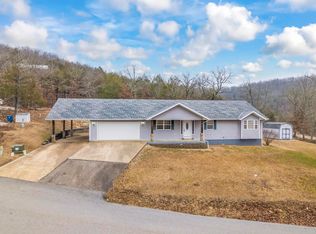 222 Reno Springs Estates Ct, Walnut Shade, MO 65771