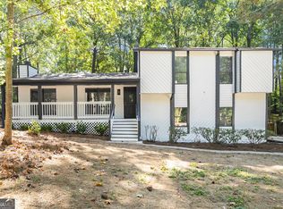 1052 Stone Mill Way, Lawrenceville, GA 30046