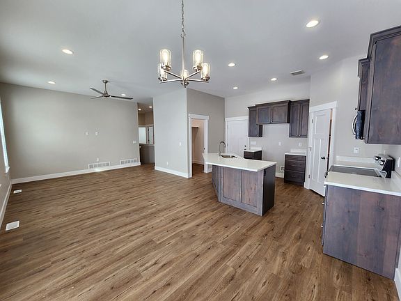 Riata+3112
4_03242025