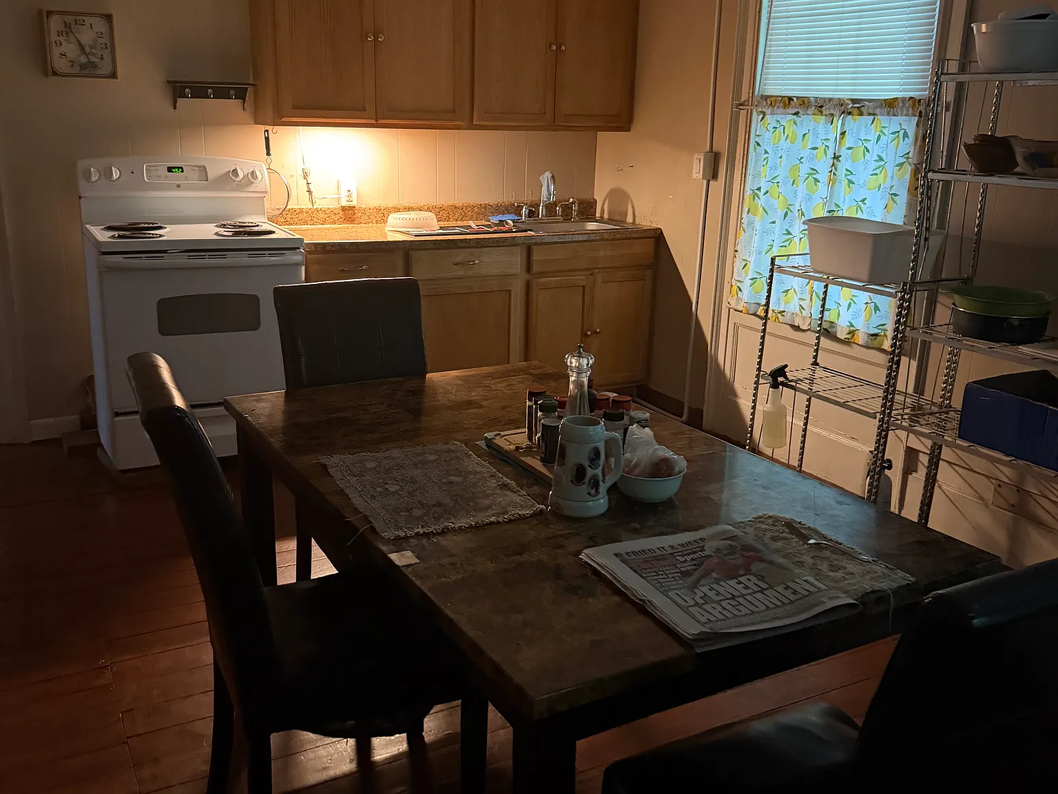 8 bed, 6.5 bath, 4500 sqft, $800 — Photo 4