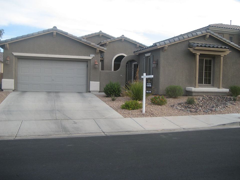1st image of 844 Bussora Rose Dr