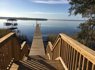 239 W River Rd, Palatka, FL 32177