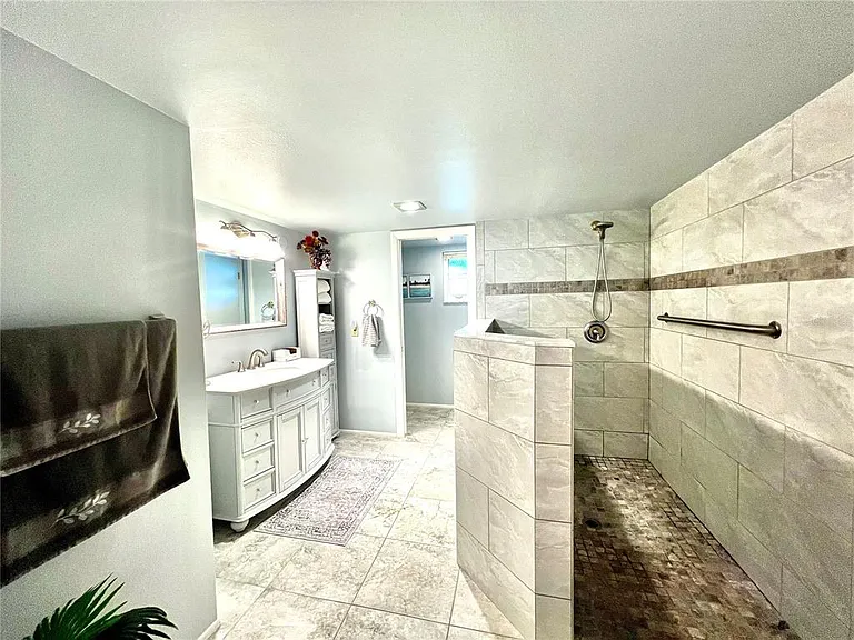 1610 Islamorada Blvd #64A — Photo 23