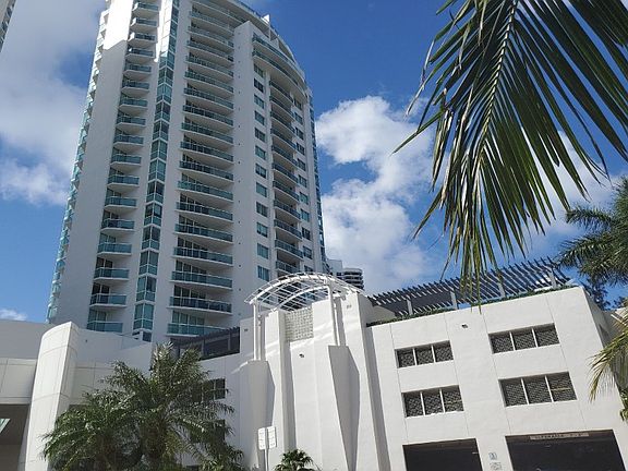 2nd image of 19400 Turnberry Way APT 1121