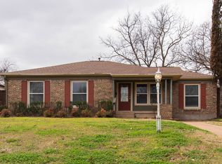 2007 Bradford St, Irving, TX 75061