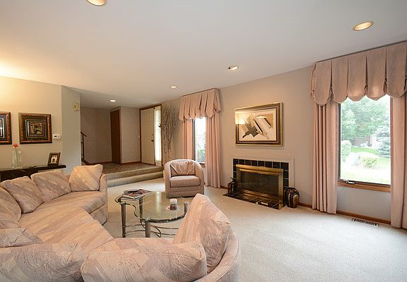 3rd image of 12233 S Arbor Trl