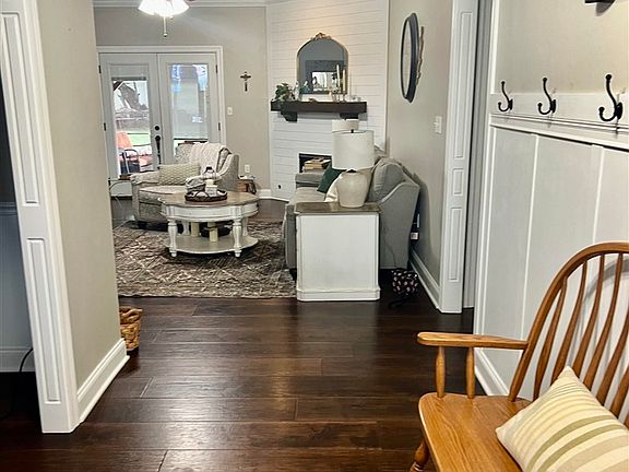 3rd image of 313 Monarchos Ln