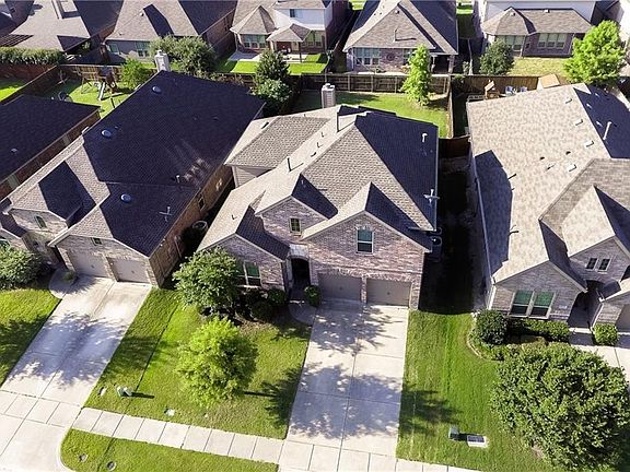 3rd image of 5125 Fringetree Dr