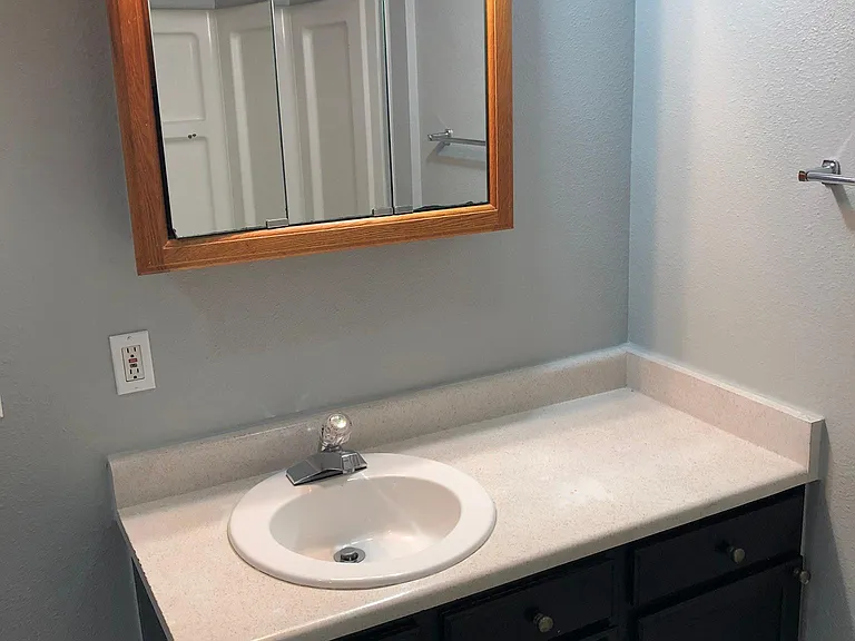 1700 Gifford Dr — Photo 28