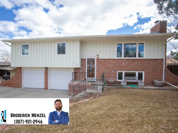 2153 W 42nd St, Casper, WY 82604