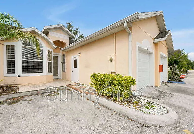 7416 Lago De Oro #2-A3 — Photo 2