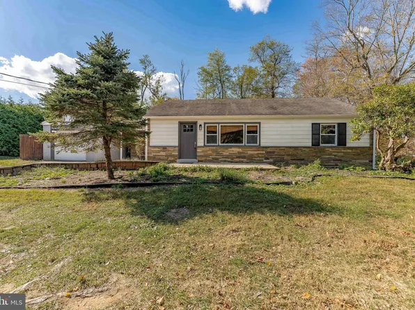 910 S Chester Rd, West Chester, PA 19382