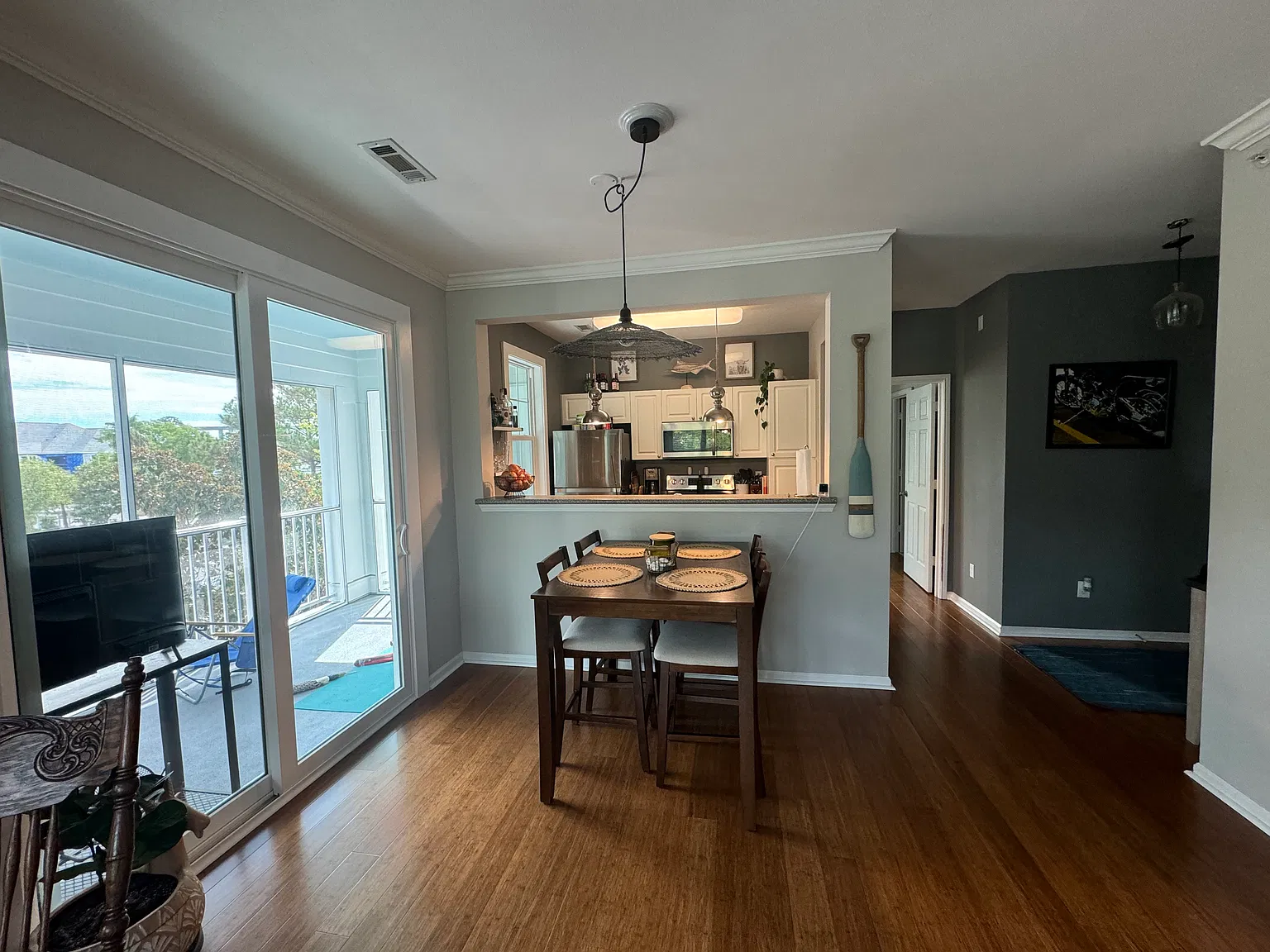 2 bed, 1119 sqft, $2,800 — Photo 2