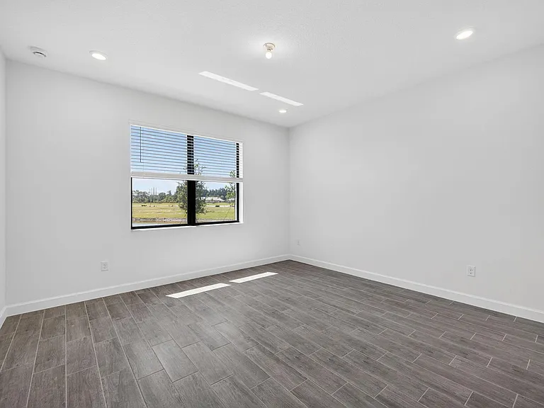 10644 NW Wilgrove Ln — Photo 13