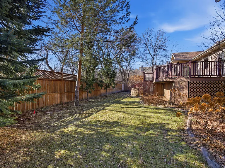 6 Lilac Ln — Photo 8