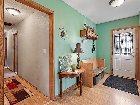 5th image of 729 Holley Ave
