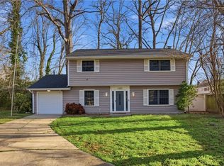 228 Fincastle Dr, Newport News, VA 23601