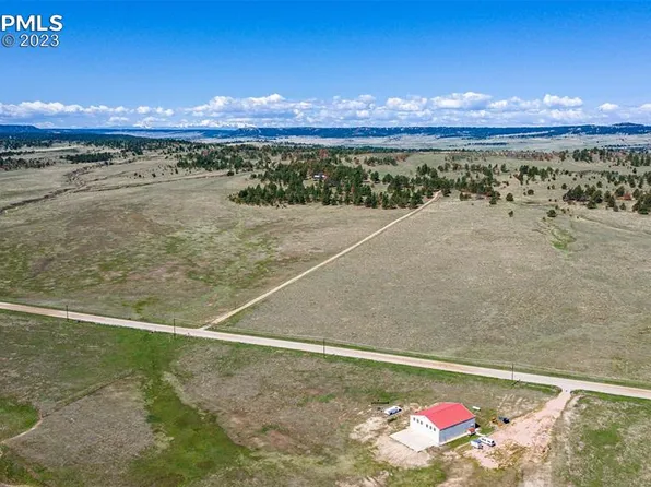 69 County Rd, Calhan, CO 80808