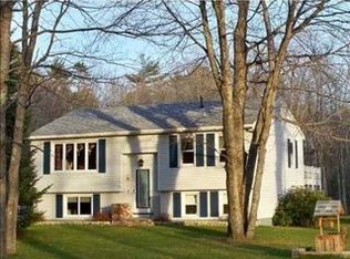 676 River Rd, Arundel, ME 04046