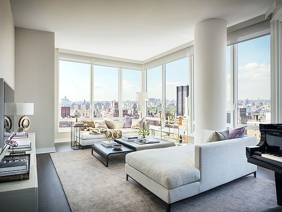 4th image of 205 E 92nd St APT 35A
