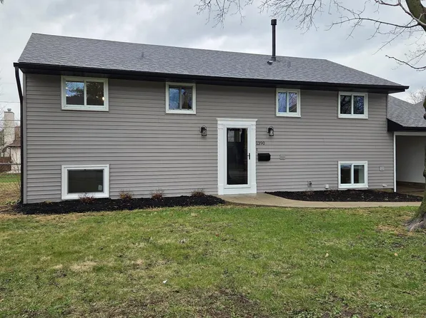 1390 Glen Hill Dr, Glendale Heights, IL 60139