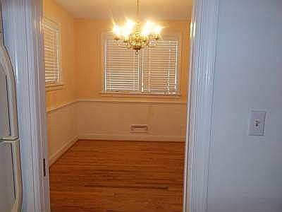 Dining rm