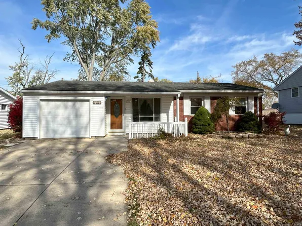 1612 Oakhill Rd, Kokomo, IN 46902