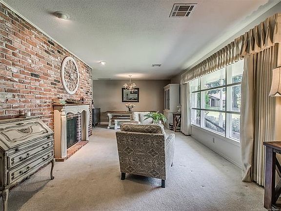5th image of 938 SE Greystone Pl