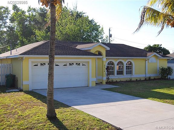 2nd image of 2514 SE Rock Springs Dr